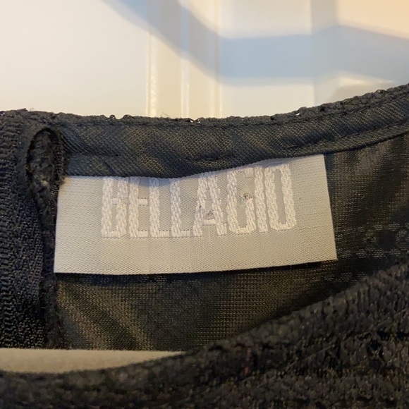 Black lace dress - Picture 7 of 7